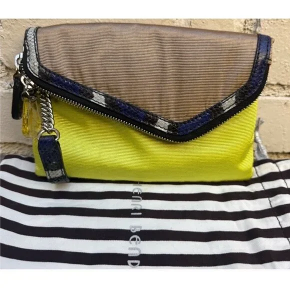 Henri Bendel Rare Neon Lime Cobalt Snakeskin Envelope Wristlet - Picture 2 of 15